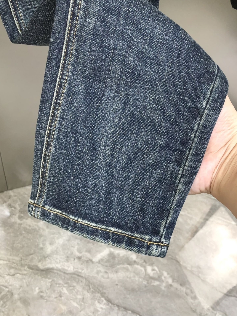 l0vis Vvtt0n jeans